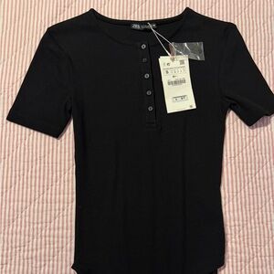 Zara Black Short-Sleeve Ribbed Henley Top